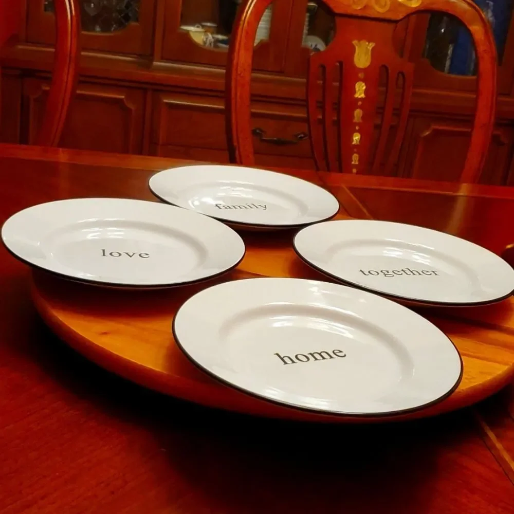 JC PENNY HOME SALAD PLATES A SET OF 4